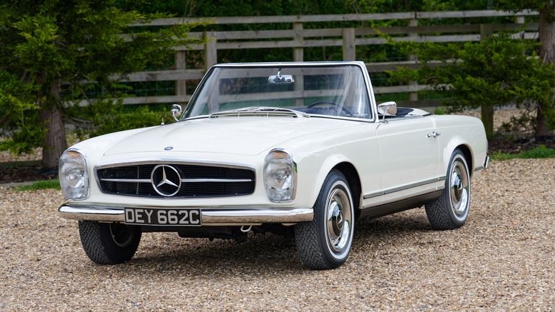 1965 Mercedes-Benz 230SL LHD (W113) For Sale (picture 1 of 164)