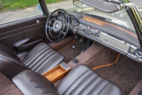 1966 Mercedes-Benz 230 SL (Pagoda) In vendita (immagine 19 di 97)