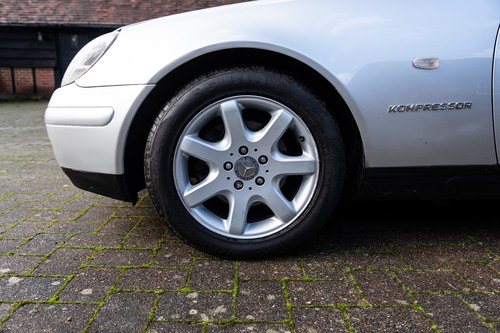 NO RESERVE - 1999 Mercedes-Benz SLK 230 Kompressor zum Verkauf (Bild 30 von 159)