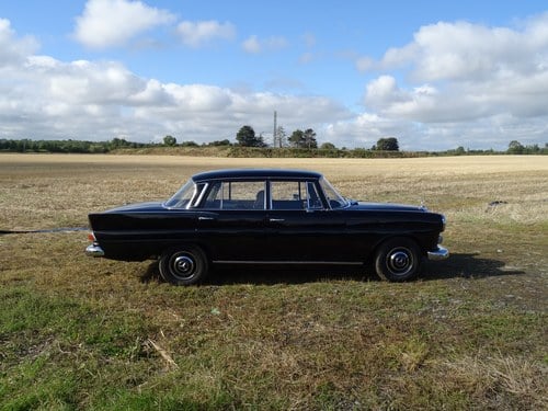 1966 Mercedes-Benz 230 'Fintail' (W110) In vendita (immagine 33 di 216)