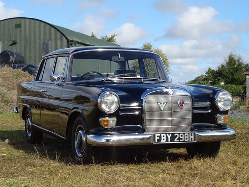 1966 Mercedes-Benz 230 'Fintail' (W110) In vendita (immagine 17 di 216)