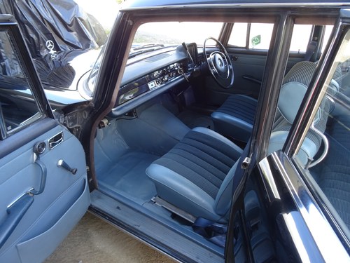 1966 Mercedes-Benz 230 'Fintail' (W110) In vendita (immagine 82 di 216)