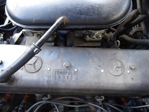 1966 Mercedes-Benz 230 'Fintail' (W110) In vendita (immagine 177 di 216)