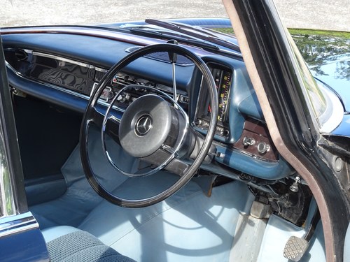 1966 Mercedes-Benz 230 'Fintail' (W110) In vendita (immagine 62 di 216)