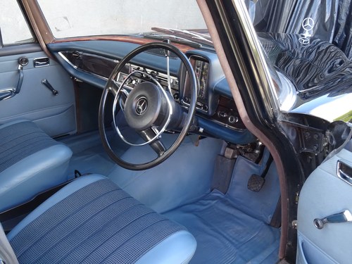 1966 Mercedes-Benz 230 'Fintail' (W110) In vendita (immagine 74 di 216)