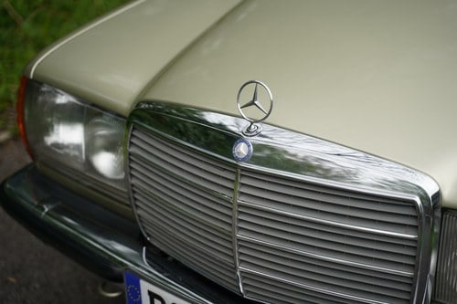 1986 Mercedes-Benz 230CE Auto For Sale (picture 88 of 168)