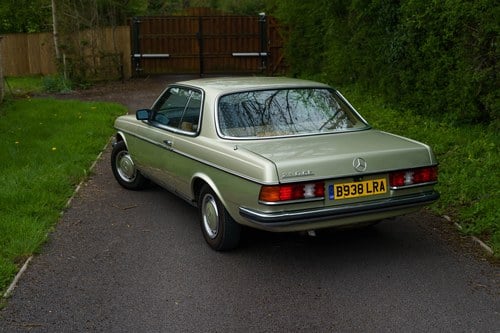 1986 Mercedes-Benz 230CE Auto For Sale (picture 24 of 168)