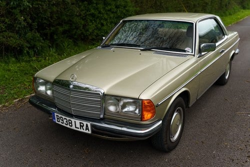 1986 Mercedes-Benz 230CE Auto For Sale (picture 13 of 168)