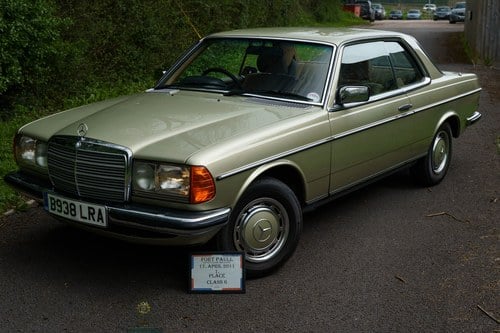 1986 Mercedes-Benz 230CE Auto For Sale (picture 28 of 168)