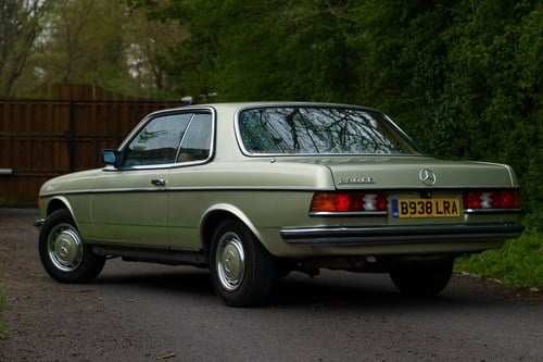1986 Mercedes-Benz 230CE Auto For Sale (picture 23 of 168)