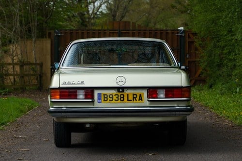 1986 Mercedes-Benz 230CE Auto For Sale (picture 8 of 168)