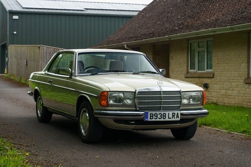 1986 Mercedes-Benz 230CE Auto For Sale (picture 4 of 168)