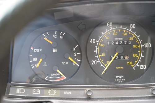 1986 Mercedes-Benz 230CE Auto For Sale (picture 59 of 168)