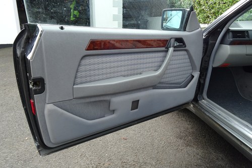 1992 Mercedes-Benz 230CE En venta (imagen 59 de 145)