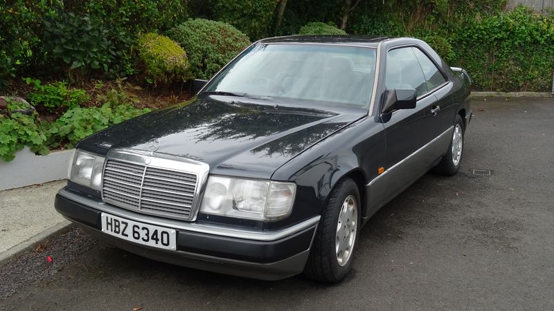 1992 Mercedes-Benz 230CE For Sale (picture 1 of 146)