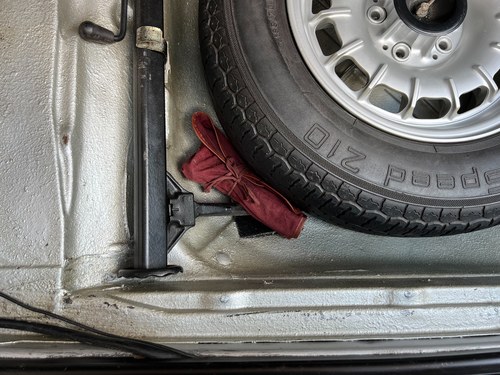 1984 Mercedes-Benz 230CE In vendita (immagine 151 di 208)