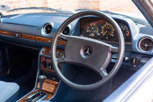 1984 Mercedes-Benz 230CE In vendita (immagine 61 di 208)