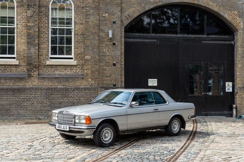 1984 Mercedes-Benz 230CE In vendita (immagine 2 di 208)