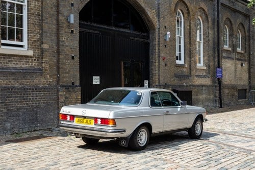 1984 Mercedes-Benz 230CE In vendita (immagine 6 di 208)
