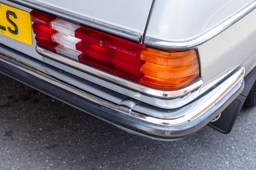 1984 Mercedes-Benz 230CE In vendita (immagine 118 di 208)