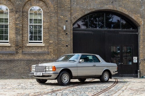 1984 Mercedes-Benz 230CE In vendita (immagine 16 di 208)