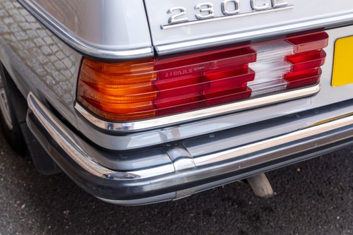 1984 Mercedes-Benz 230CE In vendita (immagine 117 di 208)