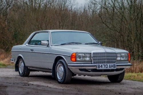 1984 Mercedes-Benz 230CE Auto à vendre (picture 6 of 84)