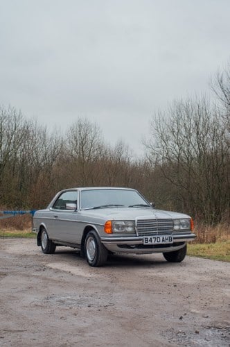 1984 Mercedes-Benz 230CE Auto à vendre (picture 8 of 84)