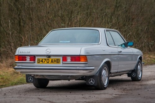 1984 Mercedes-Benz 230CE Auto à vendre (picture 9 of 84)
