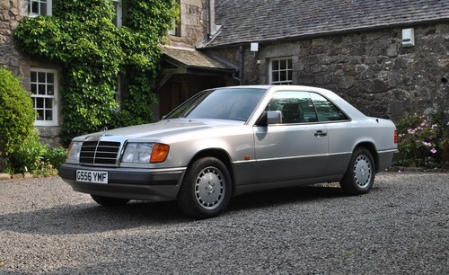 1989 Mercedes Benz 230CE Auto (C124) For Sale (picture 3 of 89)