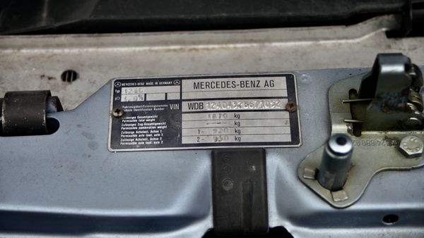 1991 Mercedes 230CE For Sale (picture :index of 70)