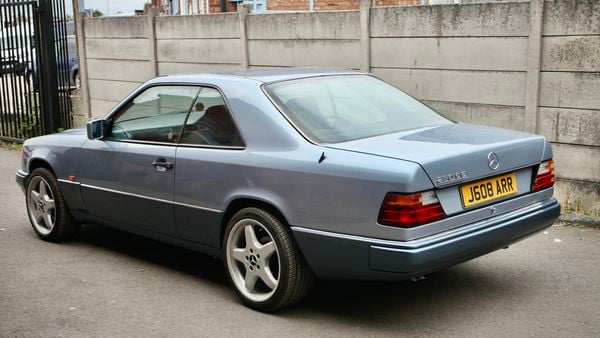 1991 Mercedes 230CE For Sale (picture :index of 7)