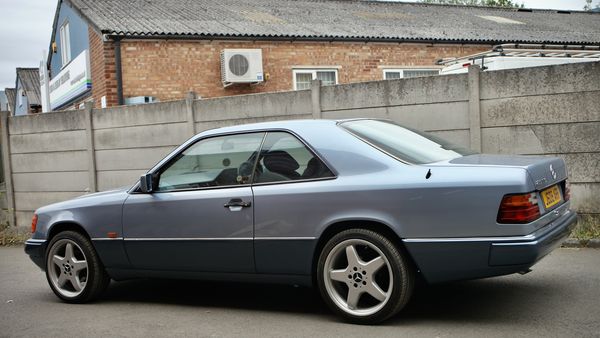 1991 Mercedes 230CE For Sale (picture :index of 9)