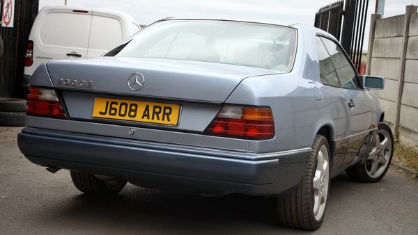 1991 Mercedes 230CE For Sale (picture :index of 19)