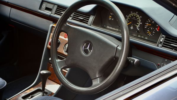 1991 Mercedes 230CE For Sale (picture :index of 34)
