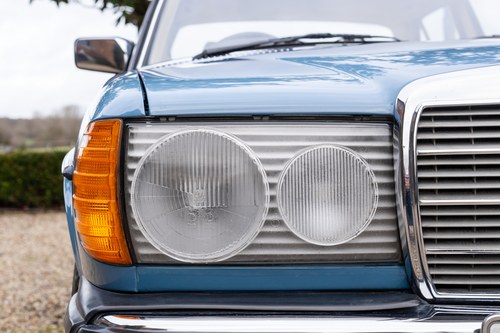 1981 Mercedes-Benz 230E (W123) For Sale (picture 81 of 164)