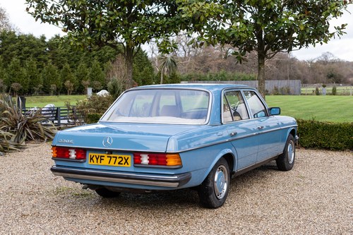 1981 Mercedes-Benz 230E (W123) For Sale (picture 21 of 164)