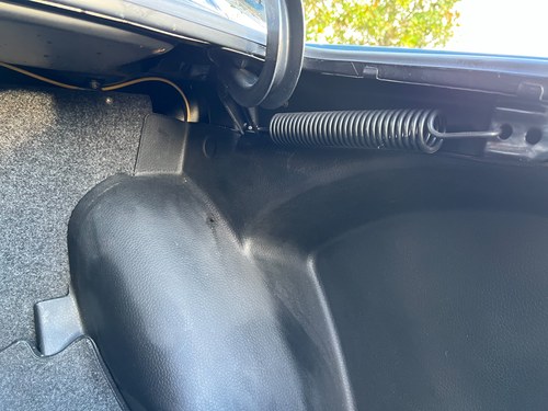 1981 Mercedes-Benz 230E (W123) For Sale (picture 109 of 164)