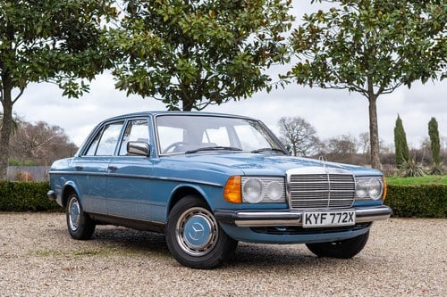 1981 Mercedes-Benz 230E (W123) For Sale (picture 16 of 164)