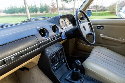 1981 Mercedes-Benz 230E (W123) For Sale (picture 72 of 164)