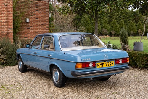 1981 Mercedes-Benz 230E (W123) For Sale (picture 6 of 164)
