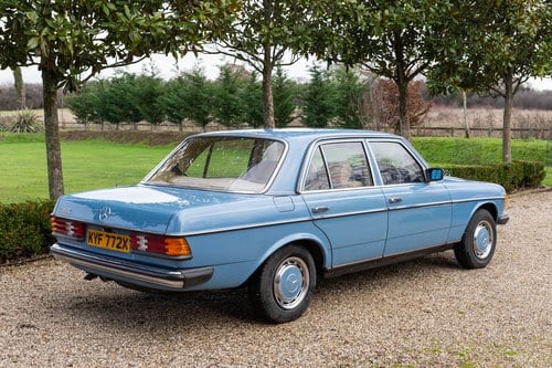 1981 Mercedes-Benz 230E (W123) For Sale (picture 20 of 164)