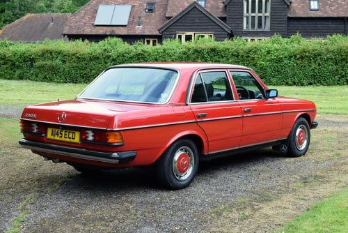1984 Mercedes 230E (W123) For Sale (picture 9 of 152)