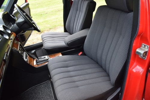 1984 Mercedes 230E (W123) For Sale (picture 53 of 152)