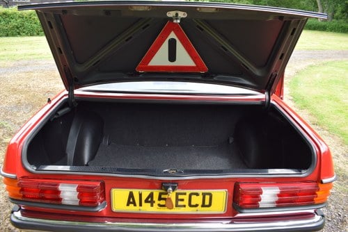 1984 Mercedes 230E (W123) For Sale (picture 70 of 152)