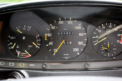 1984 Mercedes 230E (W123) For Sale (picture 28 of 152)