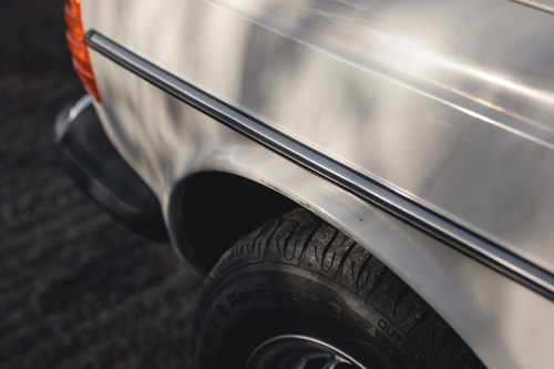 1985 Mercedes-Benz 230E (W123) à vendre (picture 140 of 204)