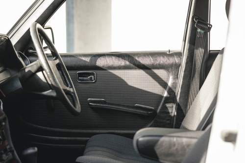 1985 Mercedes-Benz 230E (W123) à vendre (picture 33 of 204)