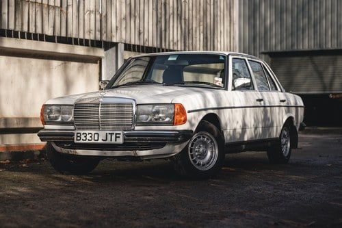 1985 Mercedes-Benz 230E (W123) à vendre (picture 6 of 204)