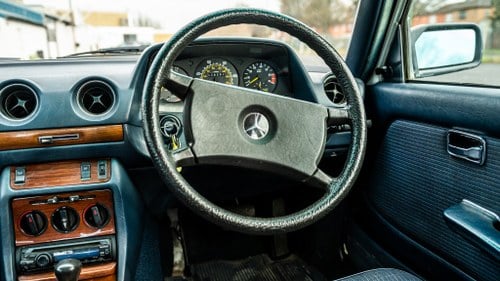 1984 Mercedes 230E For Sale (picture 22 of 199)